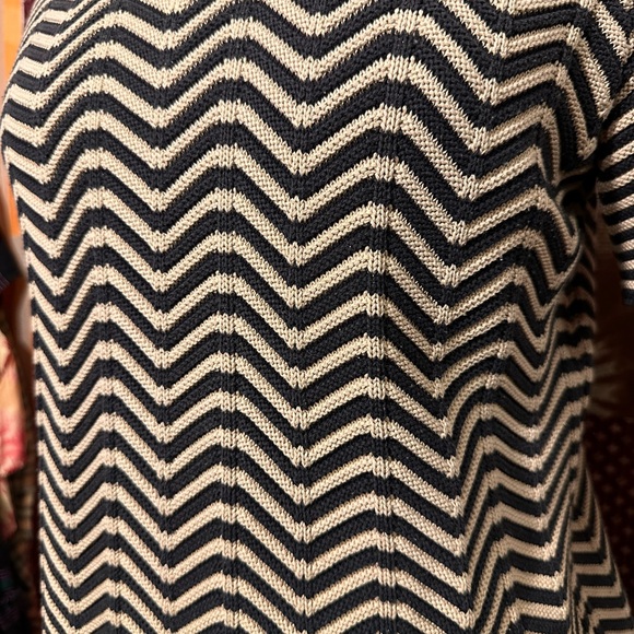 Talbots Chevron Patterned Top - Picture 2 of 5